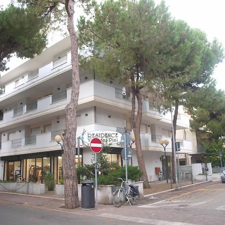 Residence Villa Dei Pini Rimini Bagian luar foto